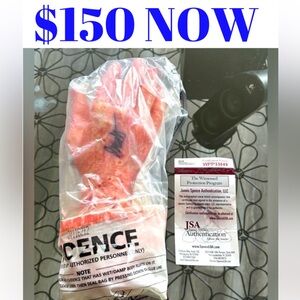 Pennywise IT Horror Halloween Movie Prop Georgie Signed Autograph Arm JSA COA